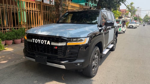 Land Cruiser GR sport 2023 full option