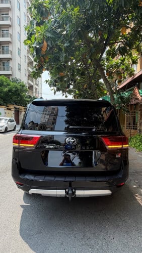 Land Cruiser GR sport 2023 full option