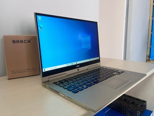 Laptop NEC LAVIE i7-7th/Ram 8GB/256GB មួយទឹកស្ទើរតួរ