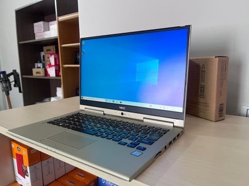 Laptop NEC LAVIE i7-7th/Ram 8GB/256GB មួយទឹកស្ទើរតួរ