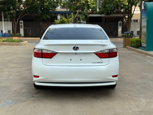 LEXUS ES300h 2013 full ពេញ option កម្ររមានណាស់