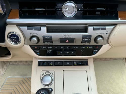 LEXUS ES300h 2013 full ពេញ option កម្ររមានណាស់