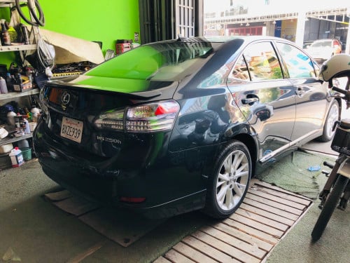 Lexus HS 250h full Anvance