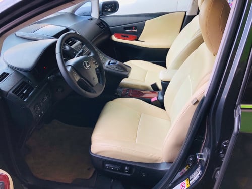Lexus HS 250h full Anvance