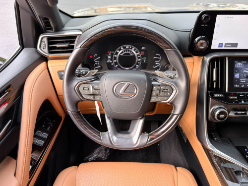 LEXUS LX600 SIGNATURE 2022