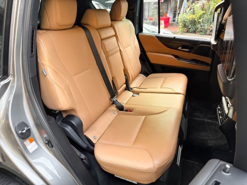 LEXUS LX600 SIGNATURE 2022
