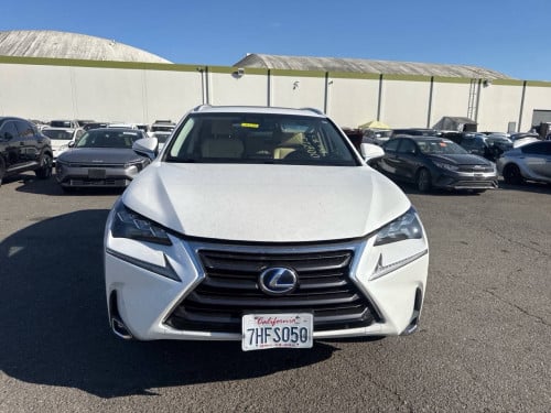 Lexus Nx 300h 2015 ឡានមូល ប៉ុង 2 Autocheck ជាប់ ឡានកាលីCA (បើកទូរថ្ងៃ២៩)