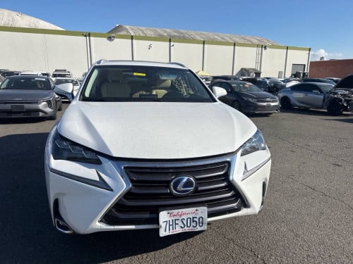 Lexus Nx 300h 2015 ឡានមូល ប៉ុង 2 Autocheck ជាប់ ឡានកាលីCA (បើកទូរថ្ងៃ២៩)