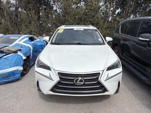 Lexus Nx200t 2016 លាងទឹកជិះ អត់បុកអត់ច្រេស
