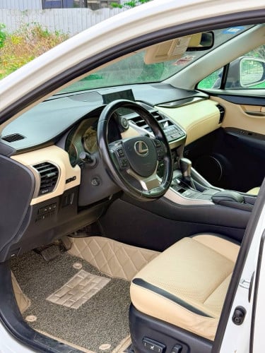 Lexus nx200t luxury 2016 (33500$ចចារ)