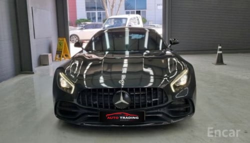 Mercedes AMG GT 4.0 2018