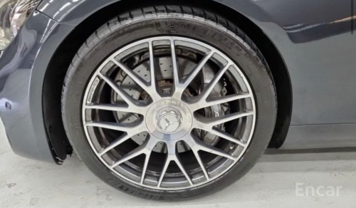 Mercedes AMG GT 4.0 2018