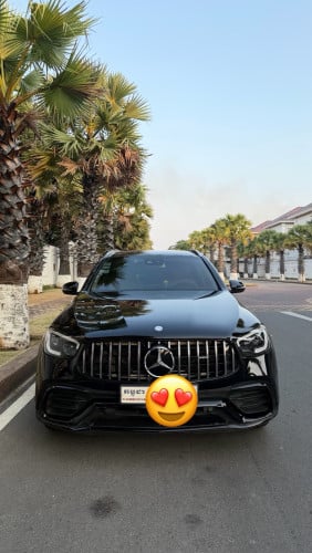 Mercedes Benz GLC300 4matic តំលៃល្អ ឡានម្ចាស់ដេីម ជិះផ្ទាល់
