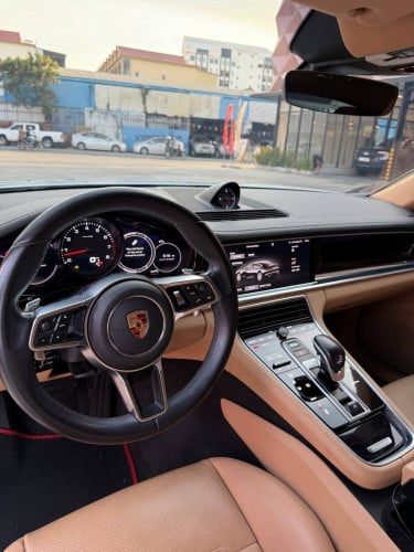 Porsche panamera 4