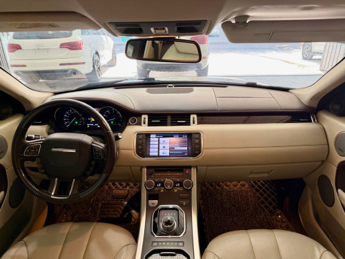 Rang rover Evoque year 2013 V4 gasoline