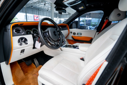 Rolls-Royce Cullinan Mansory kit