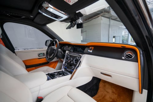 Rolls-Royce Cullinan Mansory kit