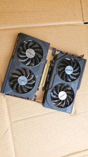 RTX 4060  WINDFORCE OC 8G Gigabyte