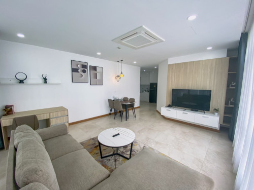 Spacious 1BR for rent in BKK1 | $1000/month