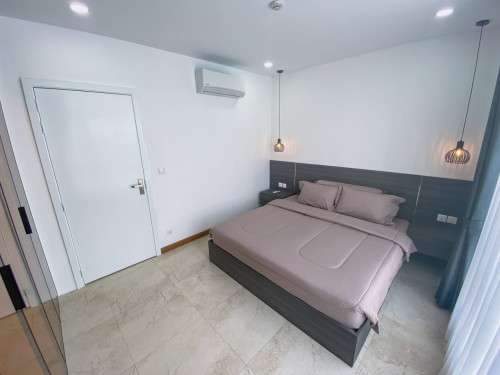 Spacious 1BR for rent in BKK1 | $1000/month