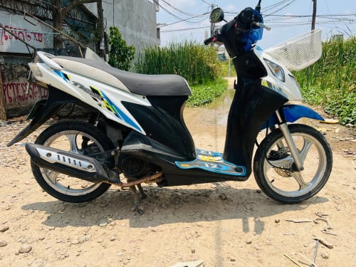 Suzuki Nex 2015 (ប្រើបេន)