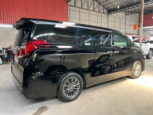 Toyota Ahphard 2021v4 hybrid ឆ្វេងហ្សីន
