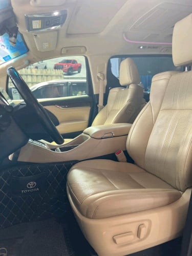 Toyota Ahphard 2021v4 hybrid ឆ្វេងហ្សីន