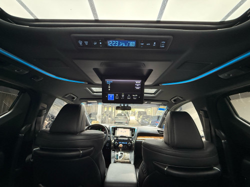 Toyota Alphard Executive Lounge