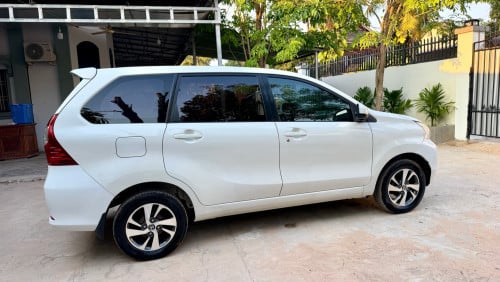 toyota Avenza 2016