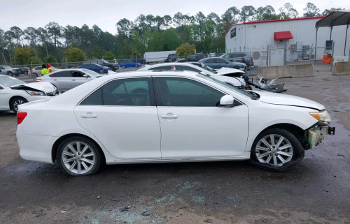 Toyota Camry Hybrid 2012 XLE Full Option