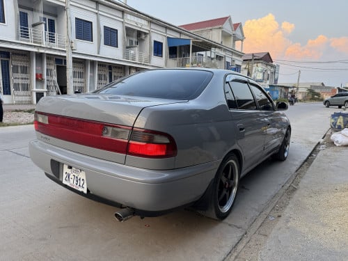Toyota Corona Old School 1993 ឆ្វេងZin