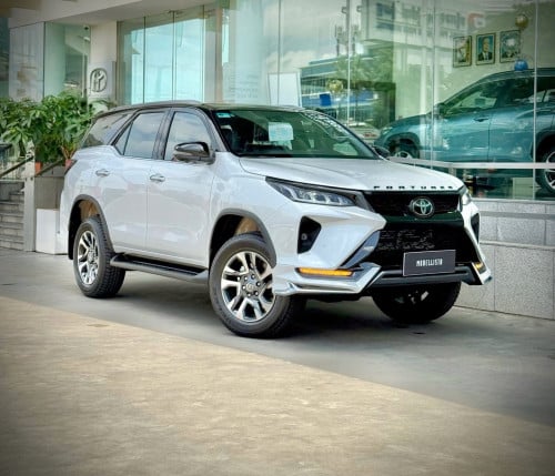 Toyota Fortuner Modellista 2026