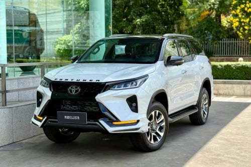Toyota Fortuner Modellista 2026