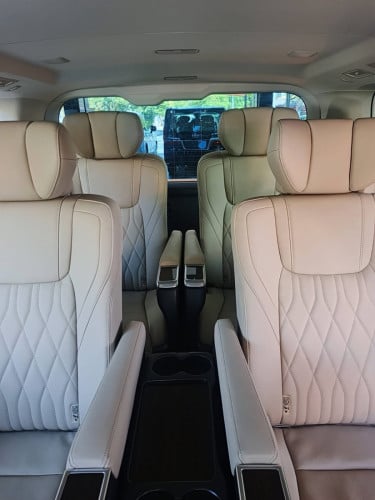 Toyota Granvia premium 2026 Full Option