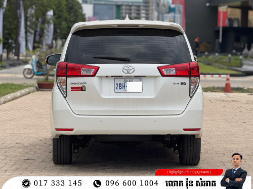 TOYOTA INNOVA 2020