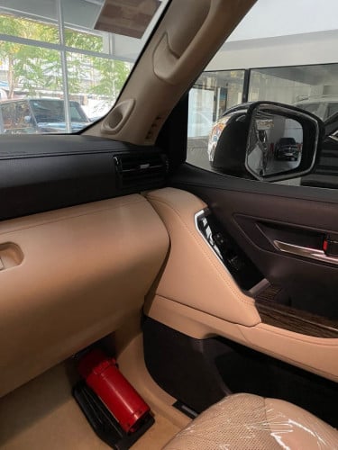 TOYOTA LAND CRUISER VX-R 2022 Twin Turbo Spec Arab កៅអី3ជួរ Speaker JBL