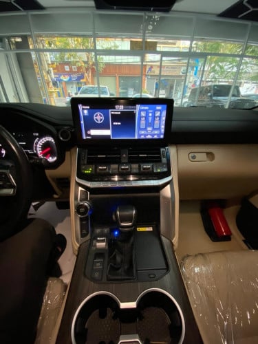 TOYOTA LAND CRUISER VX-R 2022 Twin Turbo Spec Arab កៅអី3ជួរ Speaker JBL