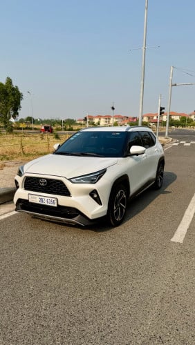 Toyota Yaris cross year 2024