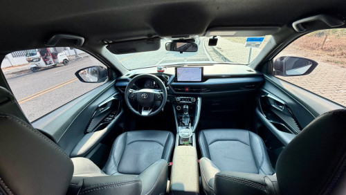 Toyota Yaris cross year 2024