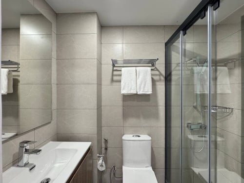 View ស្អាតណាស់ !! ជាន់ខ្ពស់ ជួល 350$/month