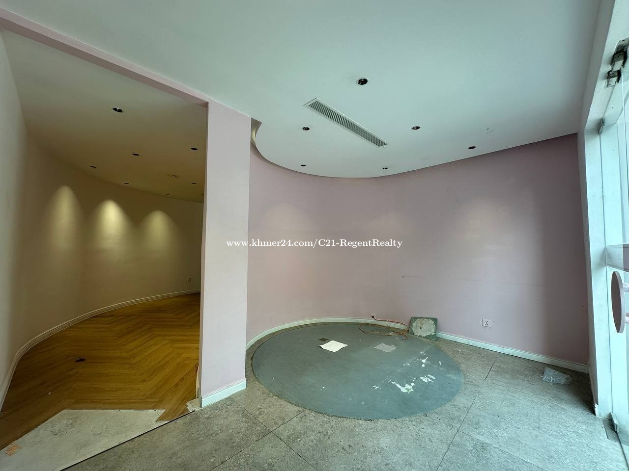 Shop house for rent in BKK1, Perfect for business and office