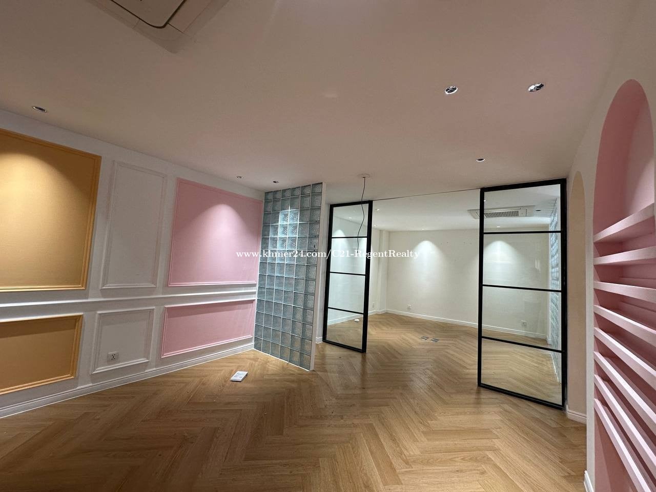 Shop house for rent in BKK1, Perfect for business and office