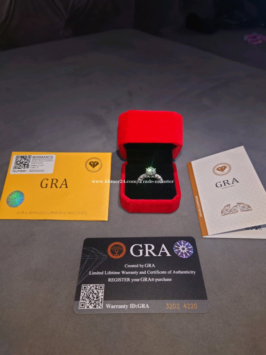 ចិញ្ចៀនប្រាក់ ដាំពេជ្យ GRA for sale