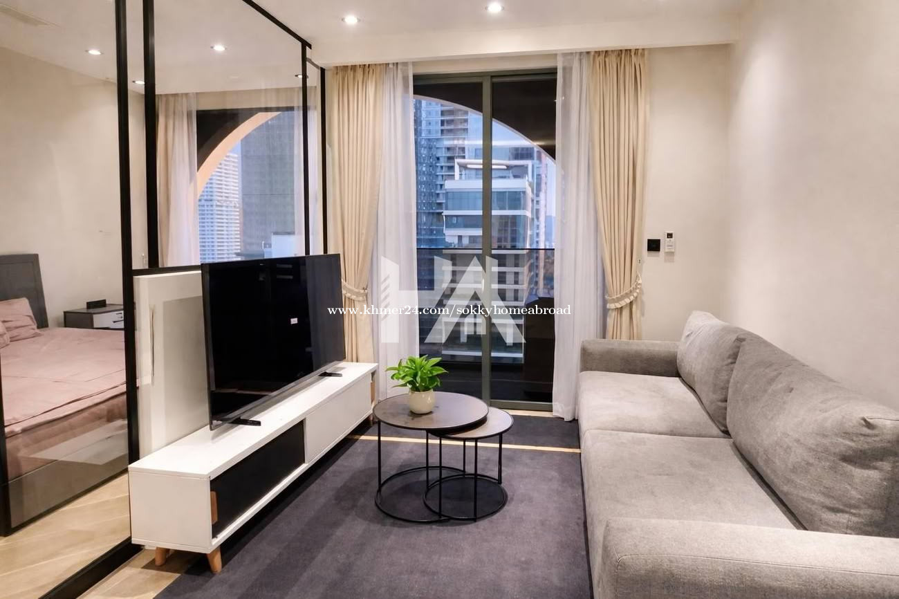 BKK-1 Condo Time Square 306 for rent
