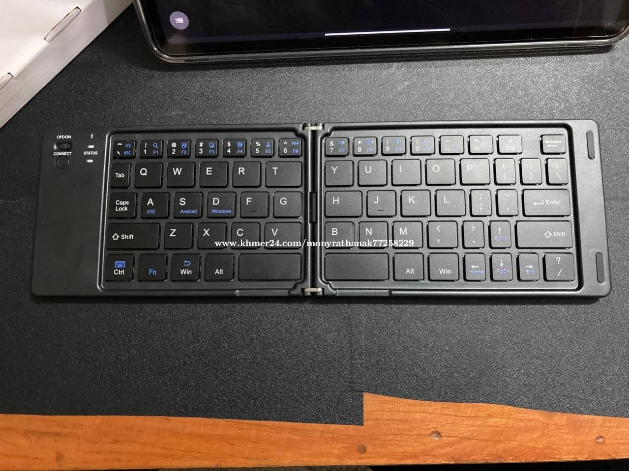 Keyboard អាចបត់បានសម្រាប់ប្រើជាមួយTablet iPad Laptop