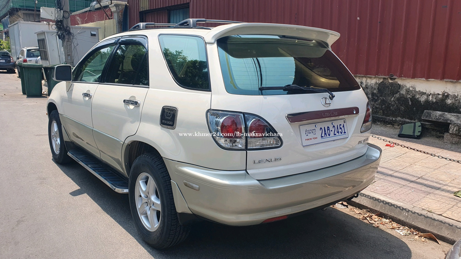Lexus Rx300 ឆ្នាំ 2000 price $10800.00 in Phsar Depou Muoy, Tuol Kouk ...
