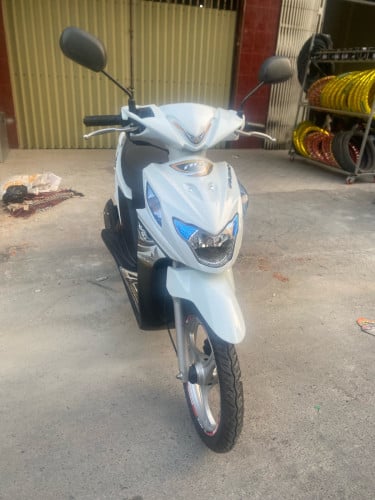 អត់លីអូ