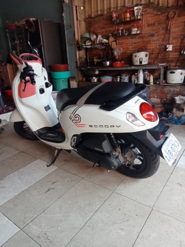 ម៉តូលក់០២២ សពី