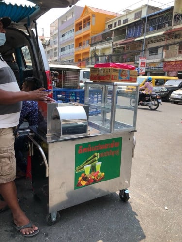 ម៉ាស៊ីនកិនទឹកអំពៅ ខ្នាតតូច