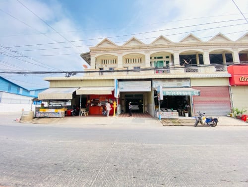 ផ្ទះអាជីវកម្មផ្សារជម្ពូវ័ន